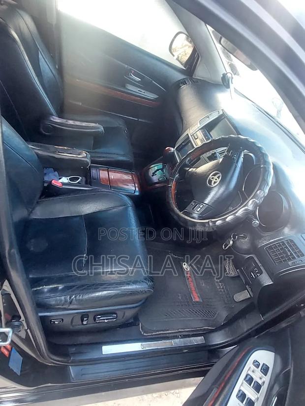 Toyota Harrier 2006 Black