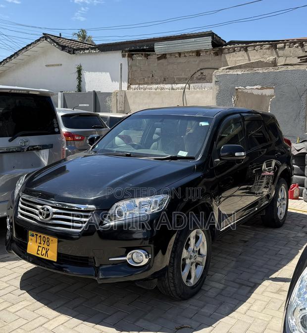 Toyota Vanguard 2011 Matt Black
