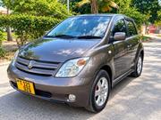 Toyota IST 2005 Gray for sale