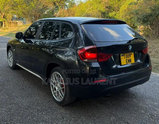 BMW X5 2012 Black