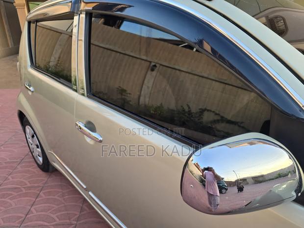 Toyota Passo 2007 Beige