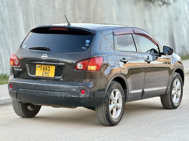 Nissan Dualis 2010 Black