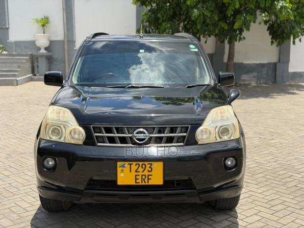Nissan X-Trail 2010 Black