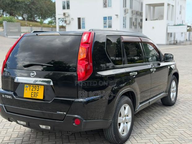 Nissan X-Trail 2010 Black