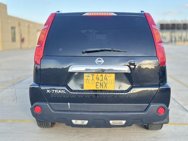 Nissan X-Trail 2010 Black