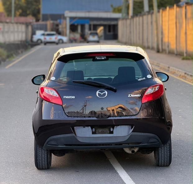 Mazda Demio 2012 Maroon