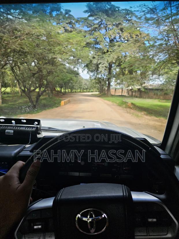 Toyota Land Cruiser 79 Series 2009 White