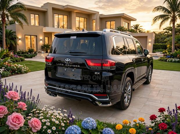 Toyota Land Cruiser 2025 Black