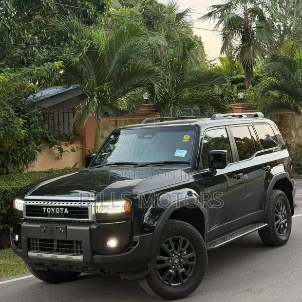 Toyota Land Cruiser Prado 2.7 2024 Black