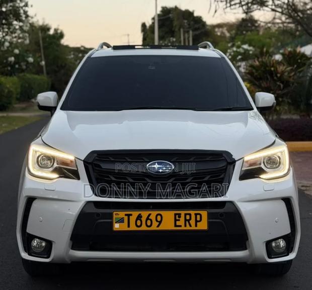 Subaru Forester 2017 White