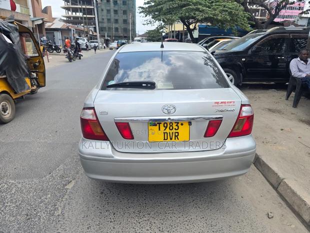 Toyota Premio 2006 Silver