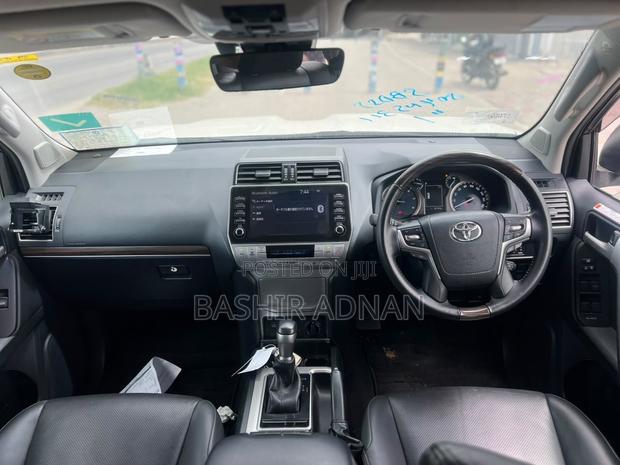 Toyota Land Cruiser Prado 2.8 2023 White