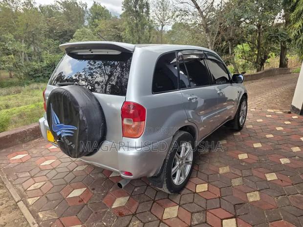 Toyota RAV4 Automatic 2003 Silver