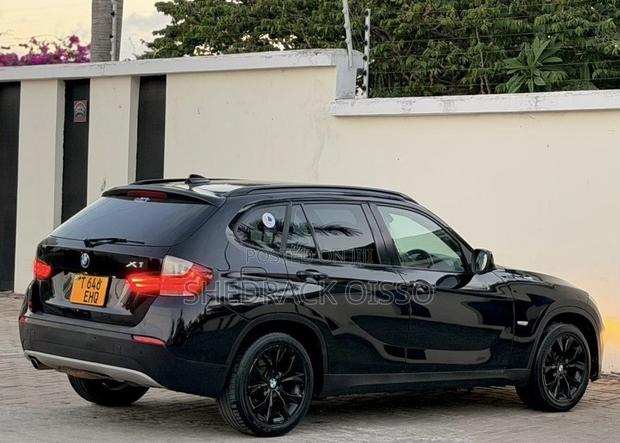 BMW X1 2011 Black