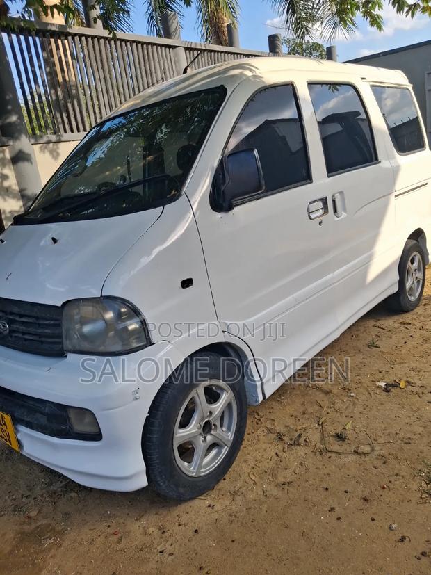 Daihatsu Atrai 2016 White