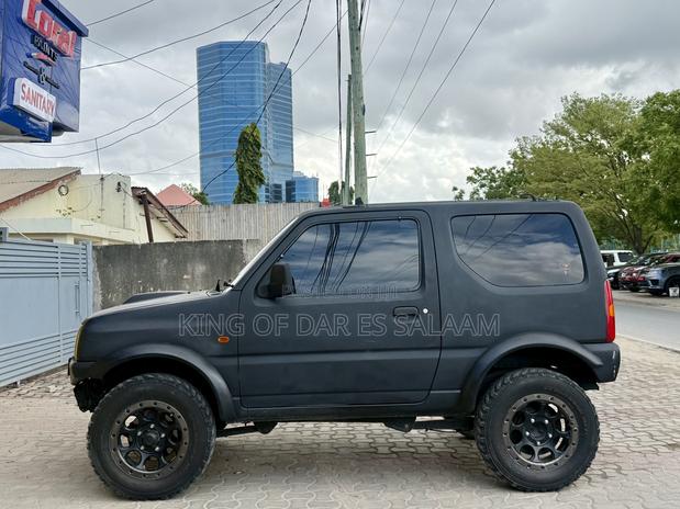Suzuki Jimny 2002 Black