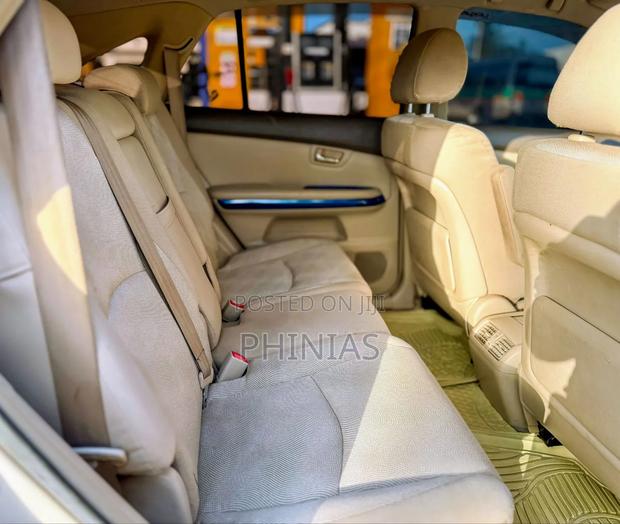 Toyota Harrier 2007 Gold