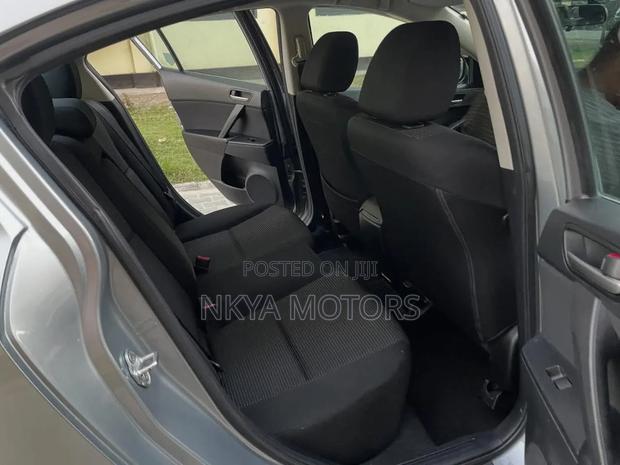 Mazda Axela 2012 Gray