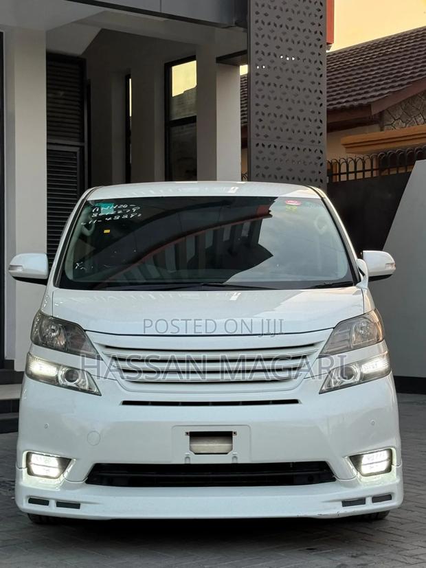 Toyota Alphard 2008 Off white