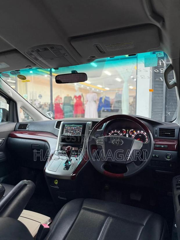 Toyota Alphard 2008 Off white