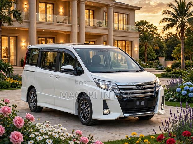Toyota Noah 2014 White