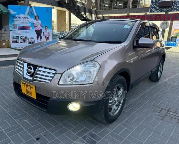 Nissan Dualis 2008 Gold
