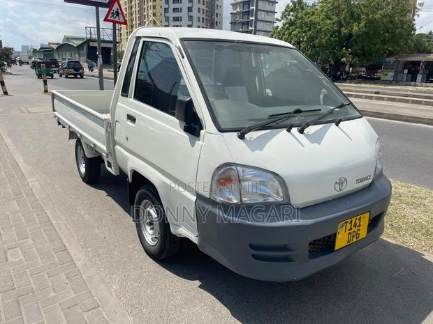 Toyota TownAce 2006 White