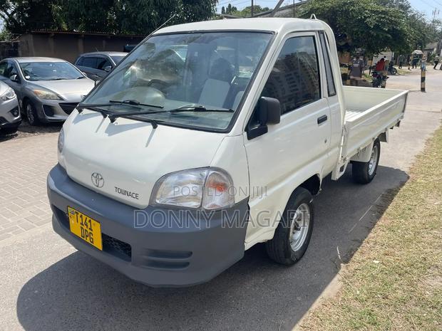 Toyota TownAce 2006 White