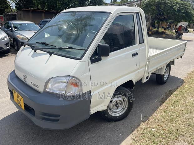 Toyota TownAce 2006 White