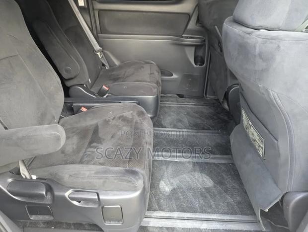 Toyota Vellfire 2009 Gray