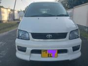 Toyota Noah 2.0 FWD (8 Seater) 2003 White for sale