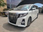 Toyota Alphard 2.5 Petrol FWD 2016 White for sale