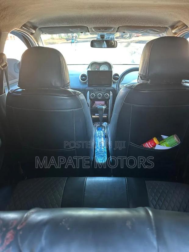 Toyota IST 2004 Silver