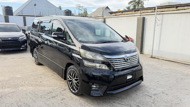Toyota Vellfire V 2.4 FWD 7-Seater 2009 Black