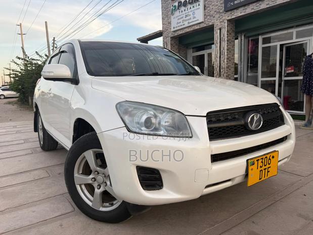 Toyota RAV4 2008 White