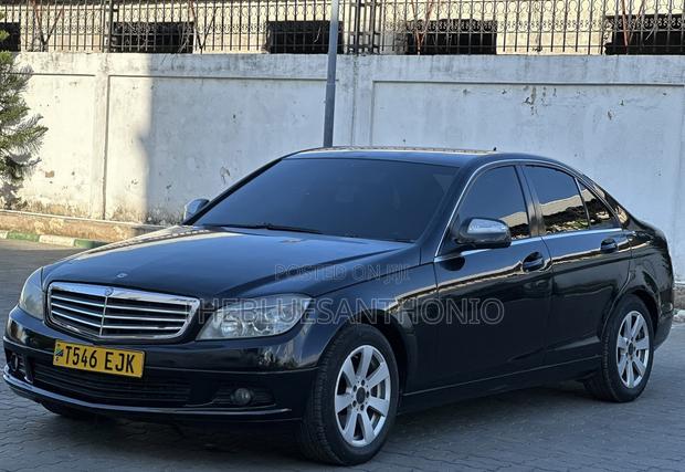 Mercedes-Benz C-Class 2008 Black