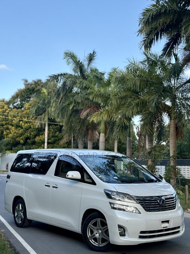Toyota Alphard 2008 White