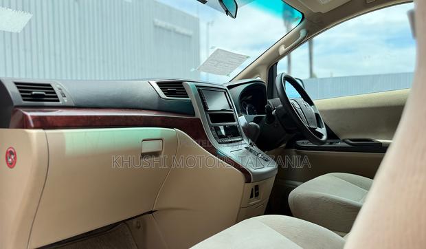 Toyota Alphard 2008 Pearl