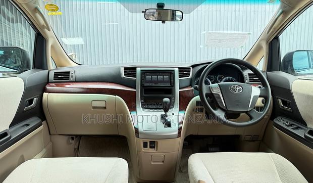 Toyota Alphard 2008 Pearl
