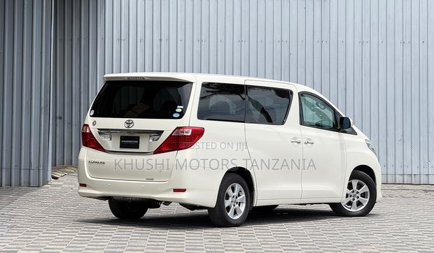 Toyota Alphard 2008 Pearl