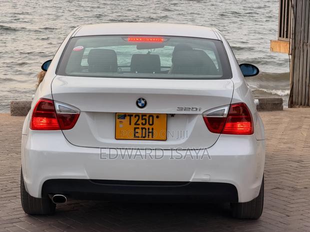 BMW 3 Series 2007 White