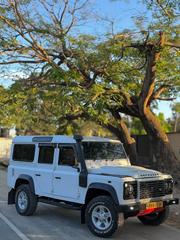 Land Rover Defender 2014 White for sale