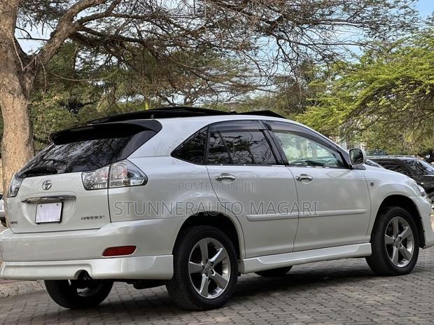 Toyota Harrier 2009 White