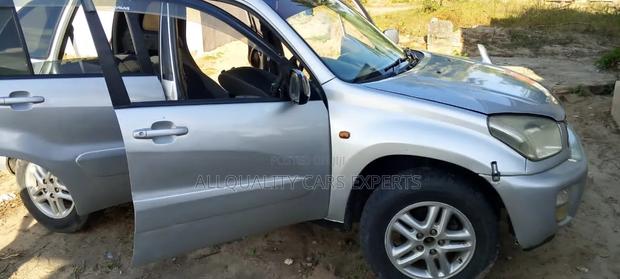 Toyota RAV4 2002