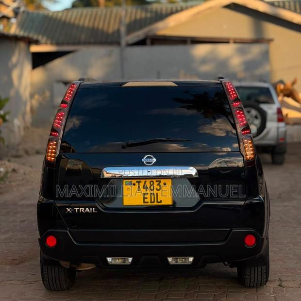 Nissan X-Trail 2013 Black