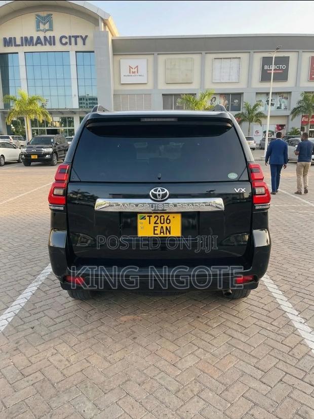 Toyota Land Cruiser Prado 2.7 2017 Black