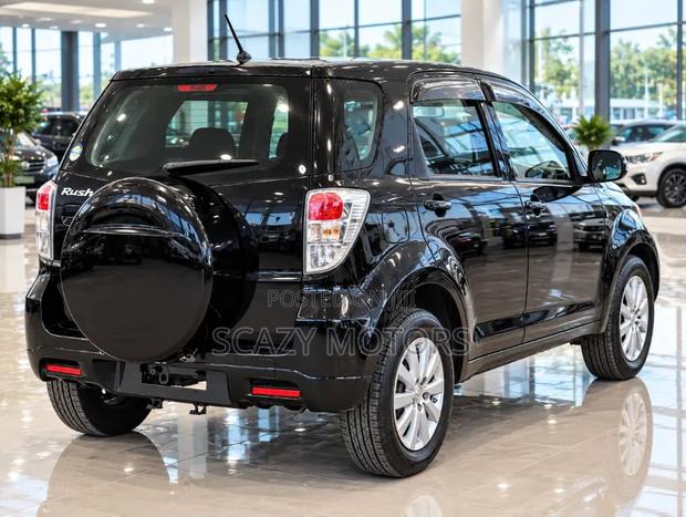 Toyota Rush 2010 Black