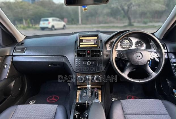 Mercedes-Benz C-Class 2007 White