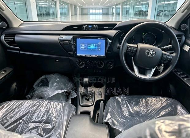 Toyota Hilux Revo Double Cab Deisel 2.4 AWD 2019 Matt Black