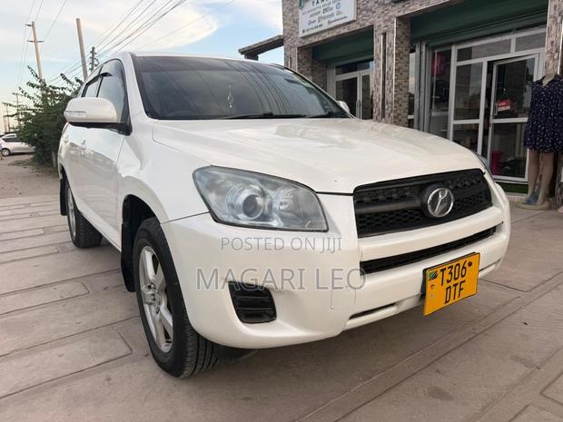 Toyota RAV4 2.0 4x4 2007 White